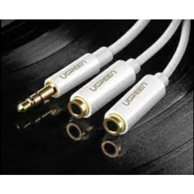 Cablu audio Ugreen  AV134 stereo 3.5 mm jack (T) la 2 x 3.5 mm jack (M) 0.25 m alb