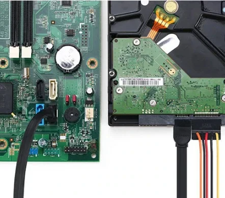 Cablu de date Ugreen US217 SATA 3(T) la SATA 3(T) 0.5m negru