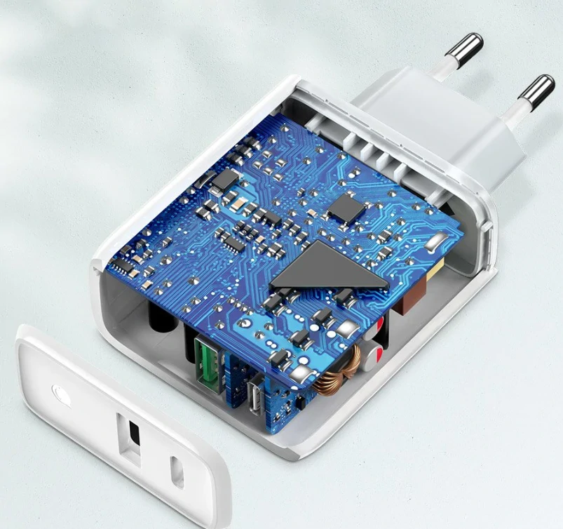 Incarcator retea Ugreen CD170 QC USB Type-C alb thumb