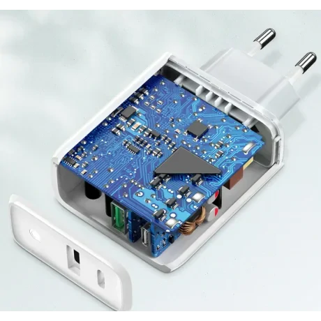 Incarcator retea Ugreen CD170 QC USB Type-C alb