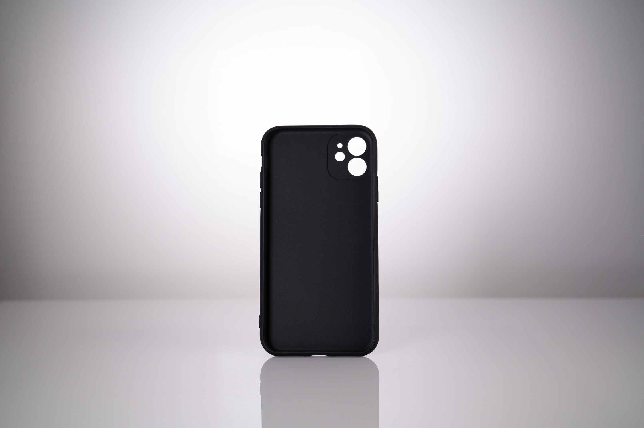 HUSA SMARTPHONE Spacer pentru Iphone 11, grosime 1.5mm, material flexibil TPU, negru "SPPC-AP-IP11-TPU" thumb