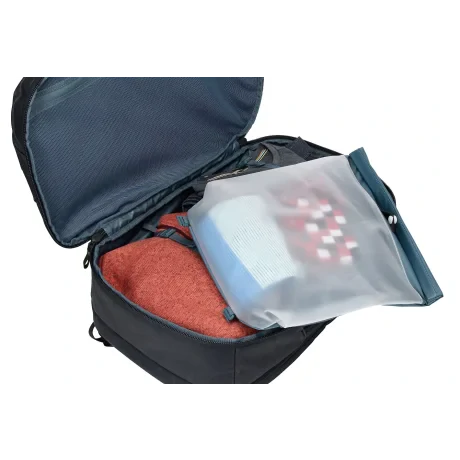 RUCSAC THULE Aion, pt. notebook de max. 15 .6 inch, 2 compartiment, buzunar frontal x 2 | buzunar lateral x 2, waterproof, nylon, negru, &quot;TATB140 Black&quot; / &quot;3204723&quot;