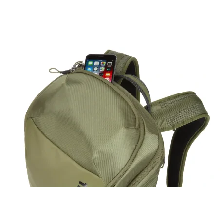 RUCSAC THULE, pt. notebook de max. 15.6 inch, 1 compartiment, buzunar frontal | buzunar lateral | buzunar dorsal, waterproof, nylon, verde, &quot;TCHB-115 OLIVINE&quot; / 3204294