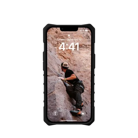 Husa UAG Pathfinder pentru  iPhone 14 Negru