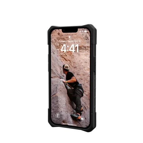 Husa UAG Pathfinder pentru  iPhone 14 Negru