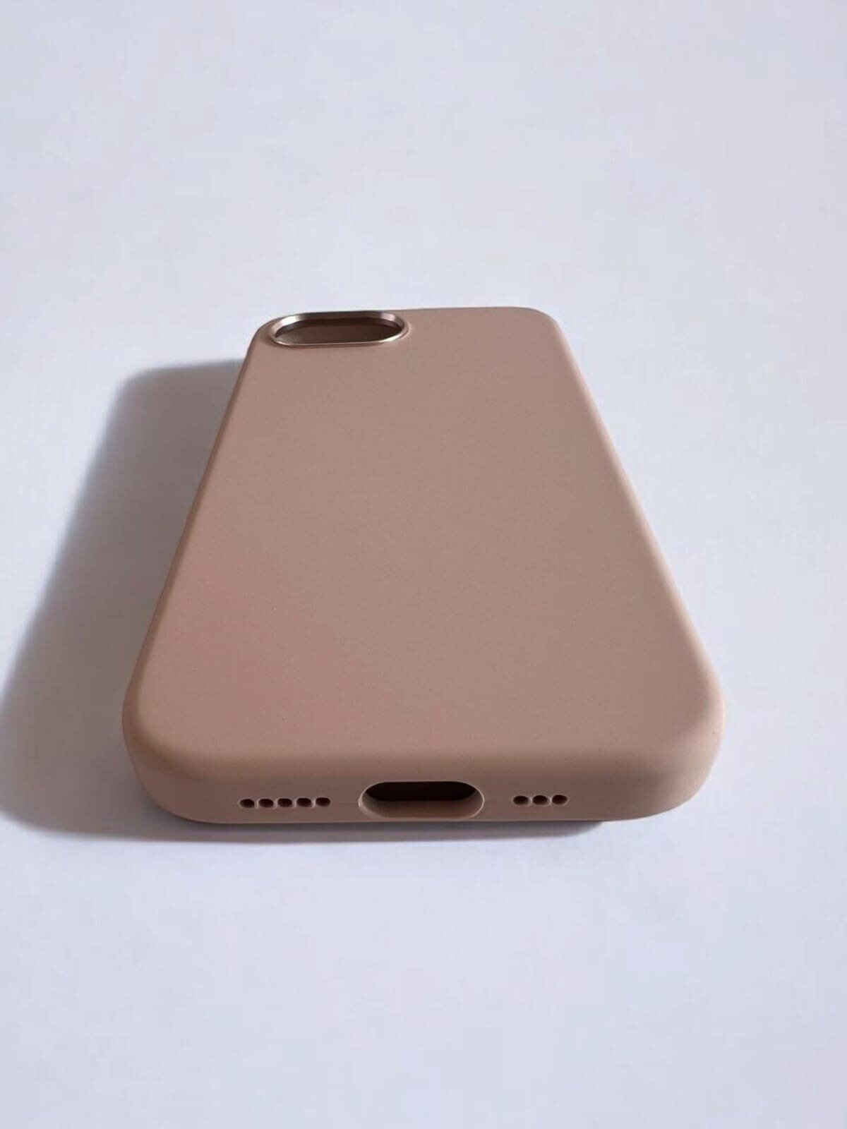 Husa Spate Urban Gadgets Silicon Soft MagSafe pentru iPhone 16e Roz thumb