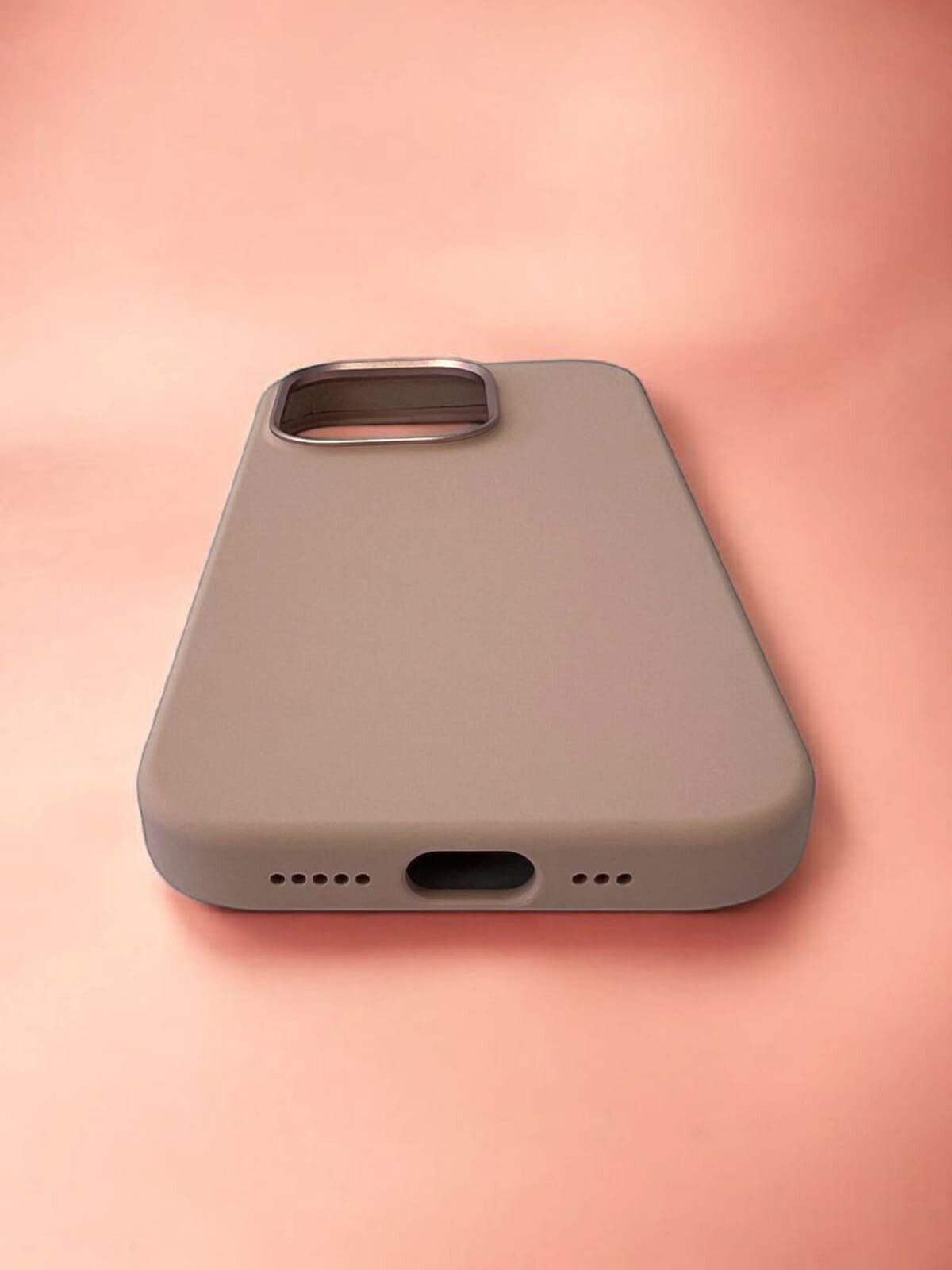 Husa Spate Urban Gadgets Silicon Soft MagSafe pentru iPhone 15 Pro Roz thumb