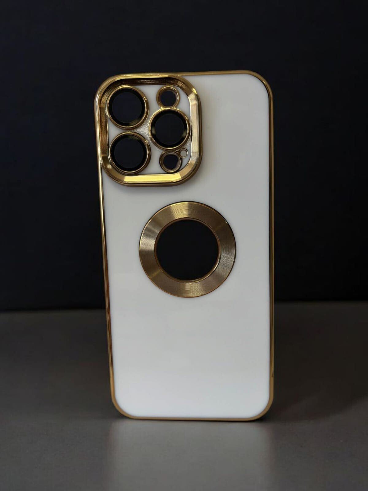 Husa Spate Beauty Lens Frame pentru iPhone 15 Pro Max Bulk Alb thumb
