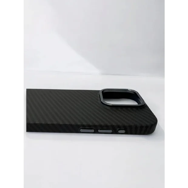 Husa Spate Carbon Z Kevlar pentru iPhone 15 Pro Bulk Negru