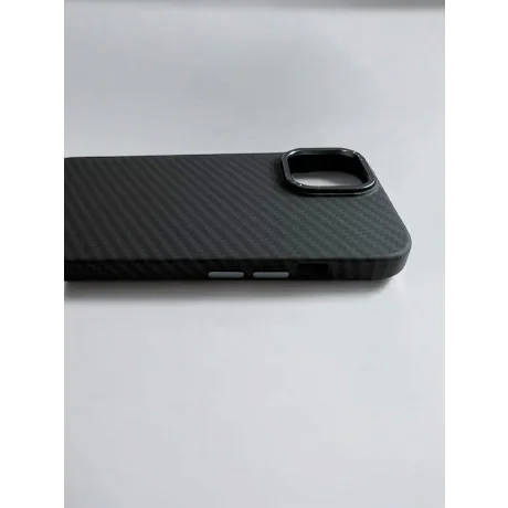 Husa Spate Carbon Z Kevlar pentru iPhone 15 Bulk Bulk Negru
