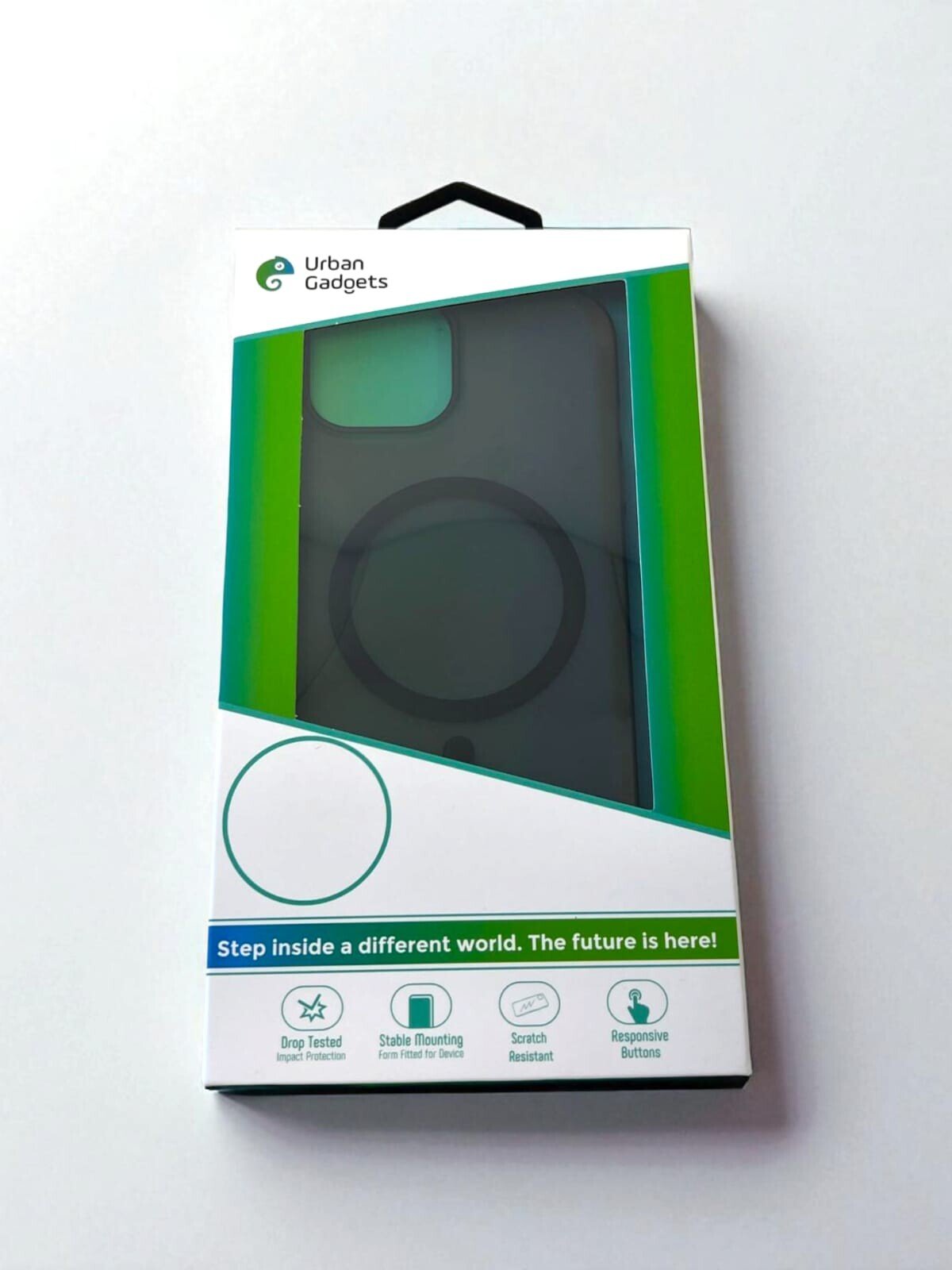 Husa Spate Hard Urban Gadgets MagSafe Slim pentru iPhone 15 Negru thumb