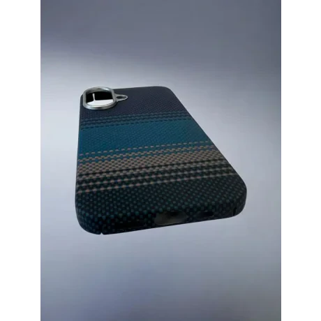 Husa Spate Hard Urban Gadgets MagForce Aramid pentru iPhone 16 Albastru