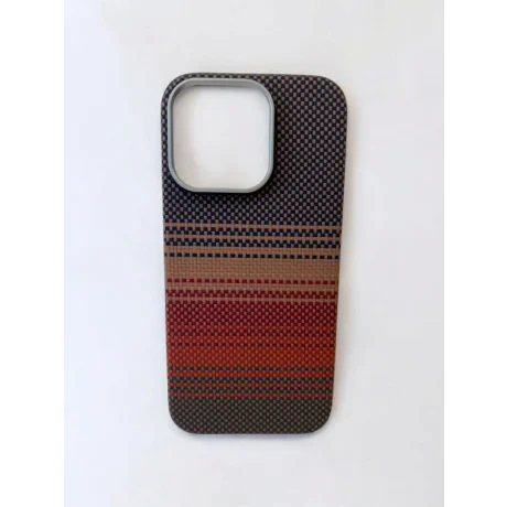 Husa Spate Hard Urban Gadgets MagForce Aramid pentru iPhone 16 Pro Maro