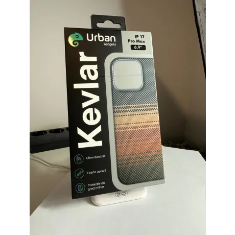 Husa Spate Hard Urban Gadgets MagForce Aramid pentru iPhone 17 Pro Max Maro