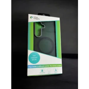 Husa Spate Urban Gadgets MagSafe pentru Samsung Galaxy S25 FE Negru