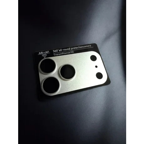 Protectie Camera Metal/Sticla 360° Urban Gadgets pentru iPhone 17 Pro Max Alb