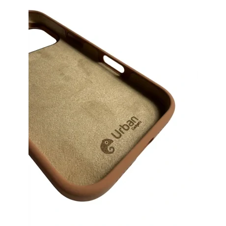 Husa Spate Urban Gadgets Silicon Soft Summer MagSafe pentru iPhone 17 Pro Mocha Mousse