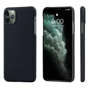 Husa Cover Fibra Pitaka MagEZ Plain Magnet pentru iPhone 11 Pro Max Negru