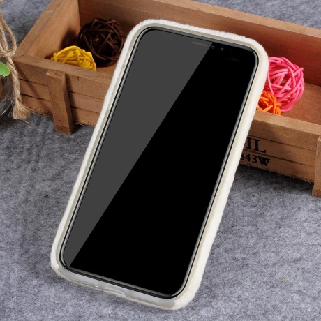 Husa iPhone XR Fluffy Fur Alba