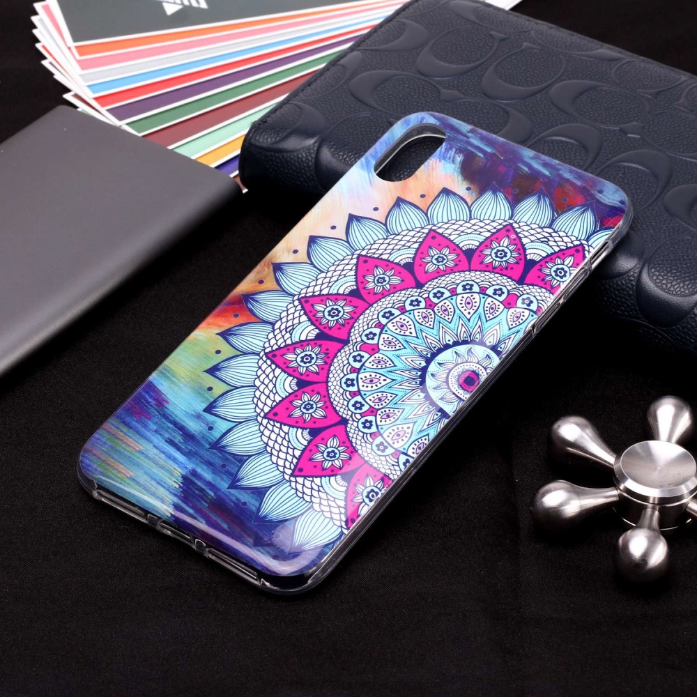 Husa iPhone XR Luminous Patterned Mandala Flower thumb