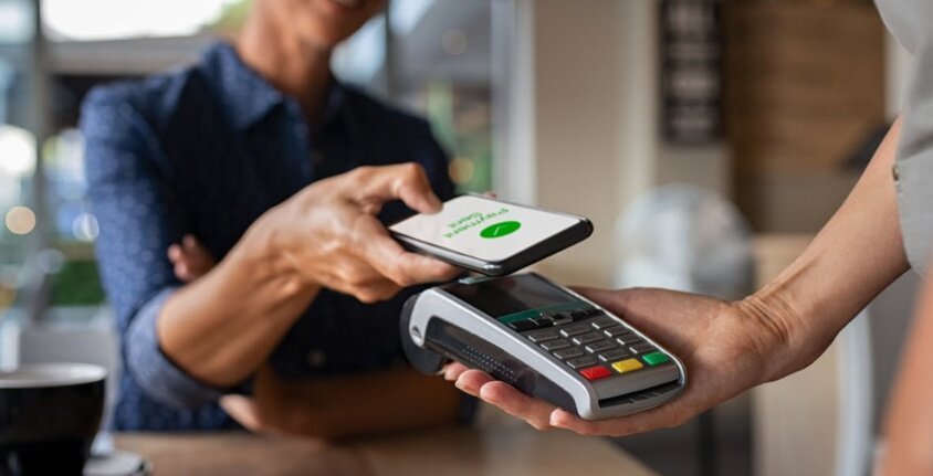 Tutorial: Cum sa platesti contactless cu telefonul Android/iOS