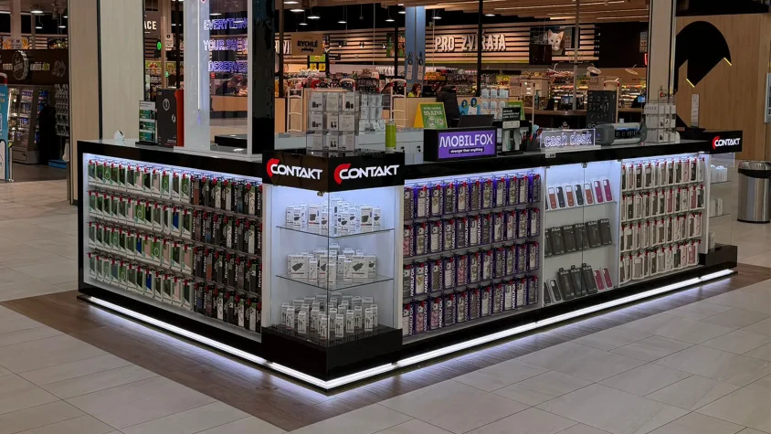 Contakt face primul pas spre extinderea internationala si deschide o locatie la Praga